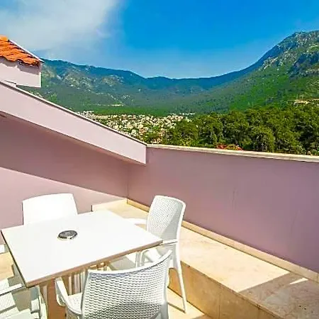 Hotel Zehra Cedit